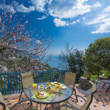 Casa Pina Apartment Amalfi Bagian luar foto
