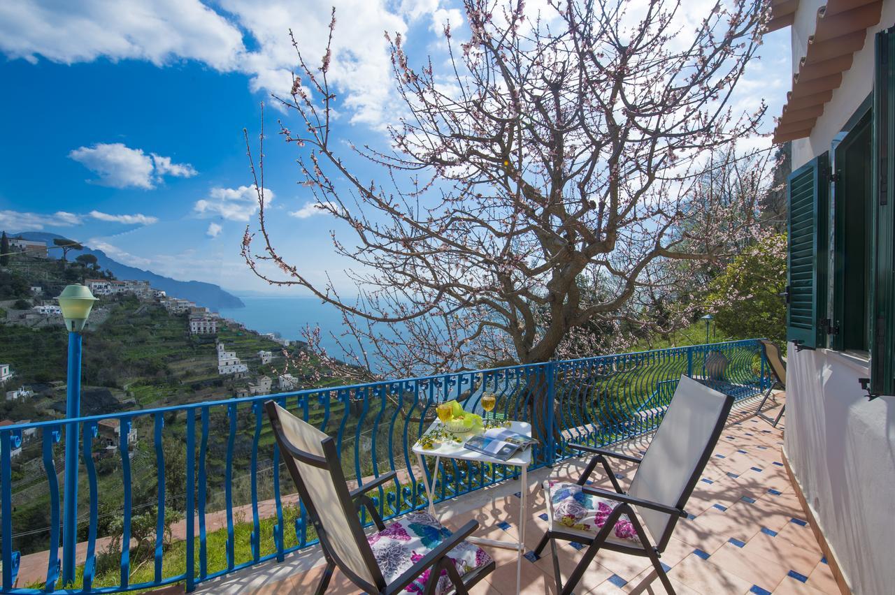 Casa Pina Apartment Amalfi Bagian luar foto